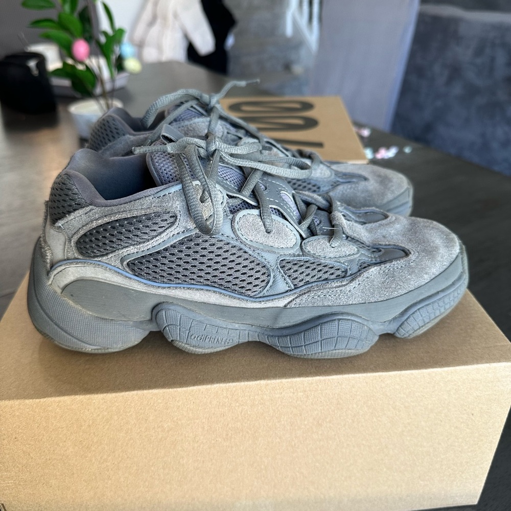 2022 Yeezy 500 'Granite' US 7.5